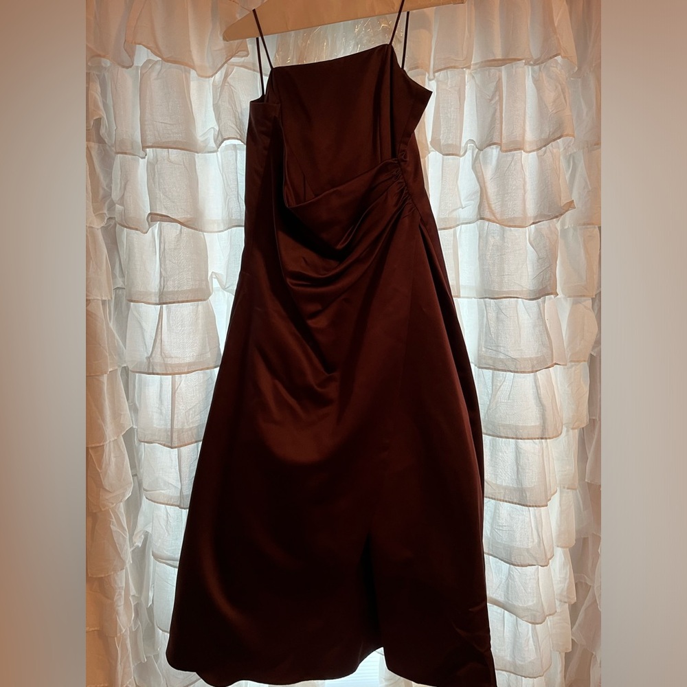 Brown junior bridesmaid dress David’s bridal. Worn twice.